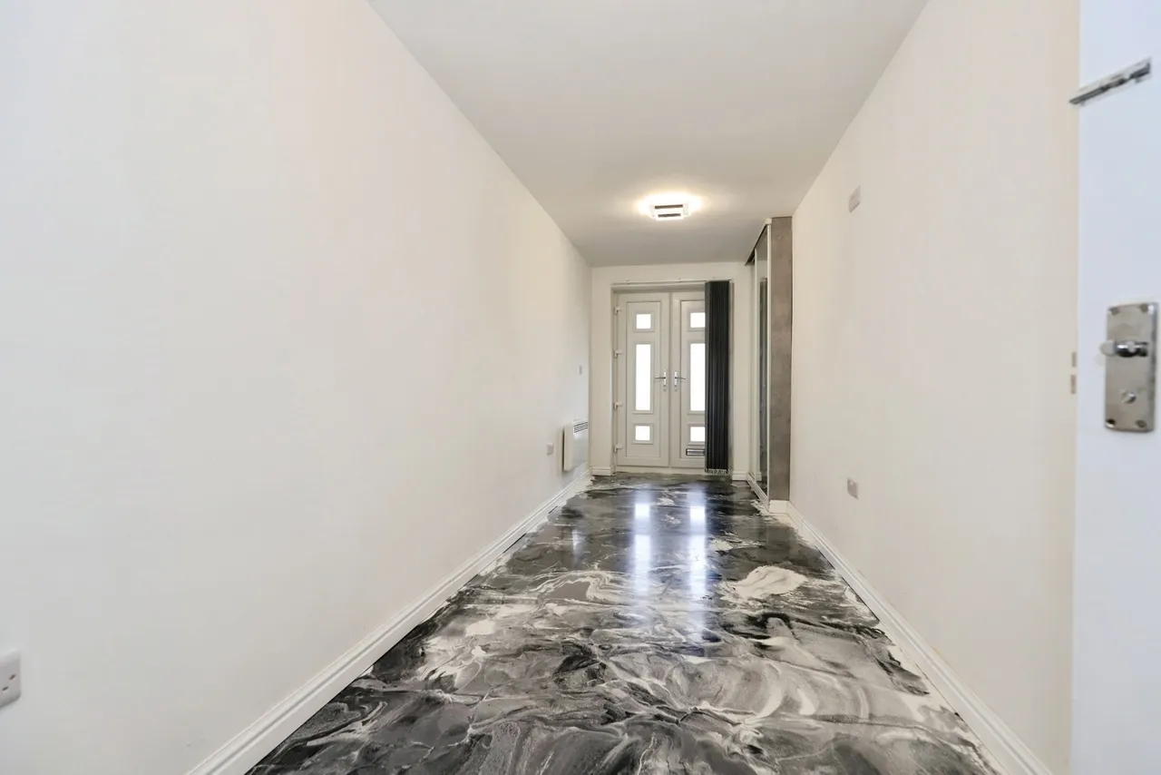 Sheaves Close, Bilston, WV14, photo 8