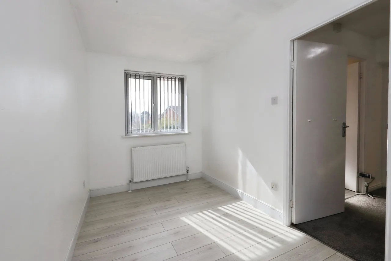 Sheaves Close, Bilston, WV14, photo 14