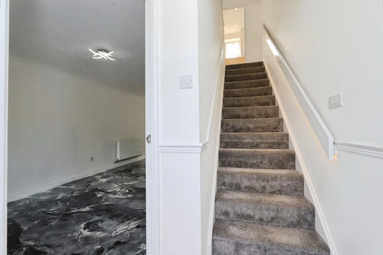 Sheaves Close, Bilston, WV14, photo 19