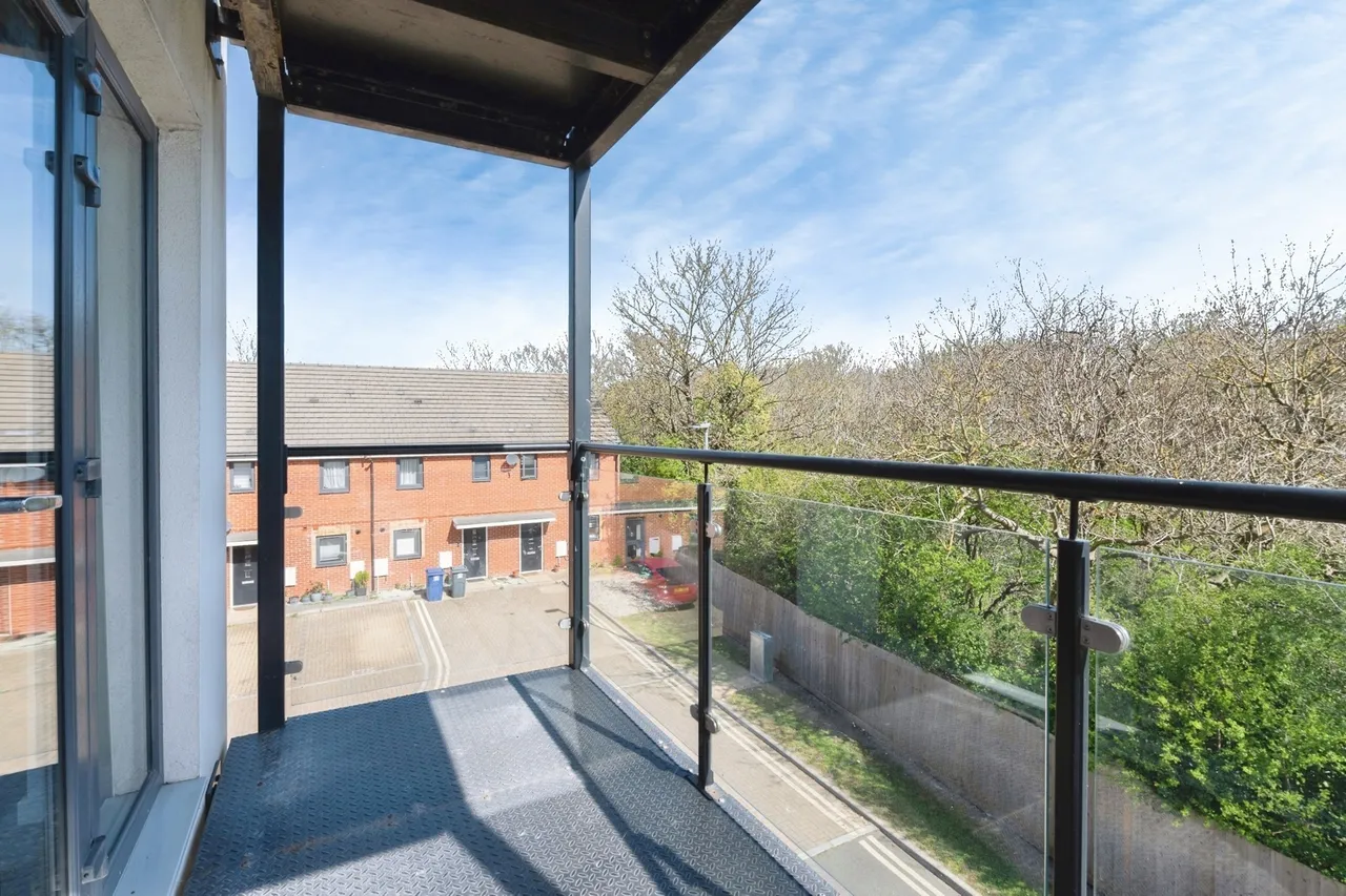 Malthouse Drive, Grays, Essex, RM17, photo 2