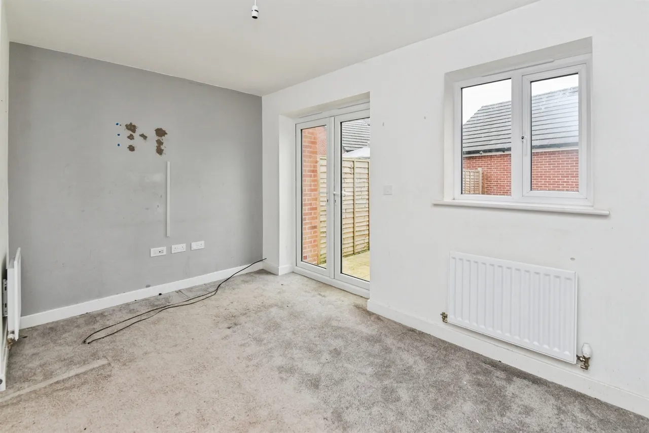 Amazon Way, Westbury, BA13, photo 13