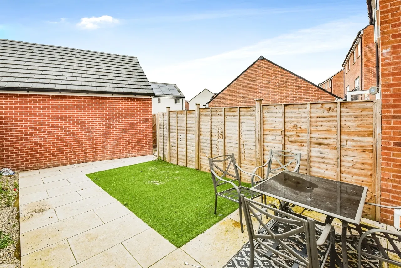Amazon Way, Westbury, BA13, photo 2