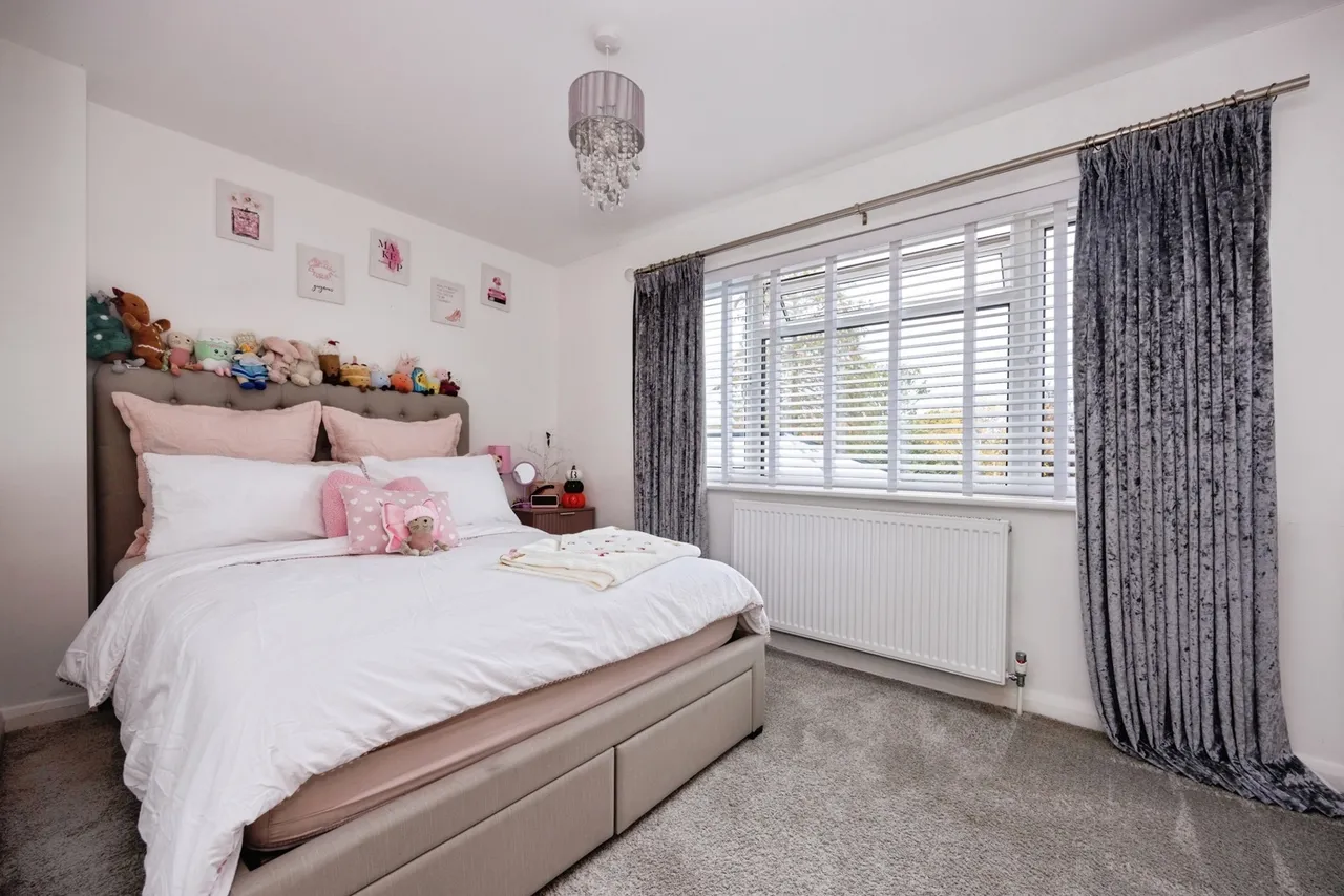 Maple Road, Woking, GU23, photo 10