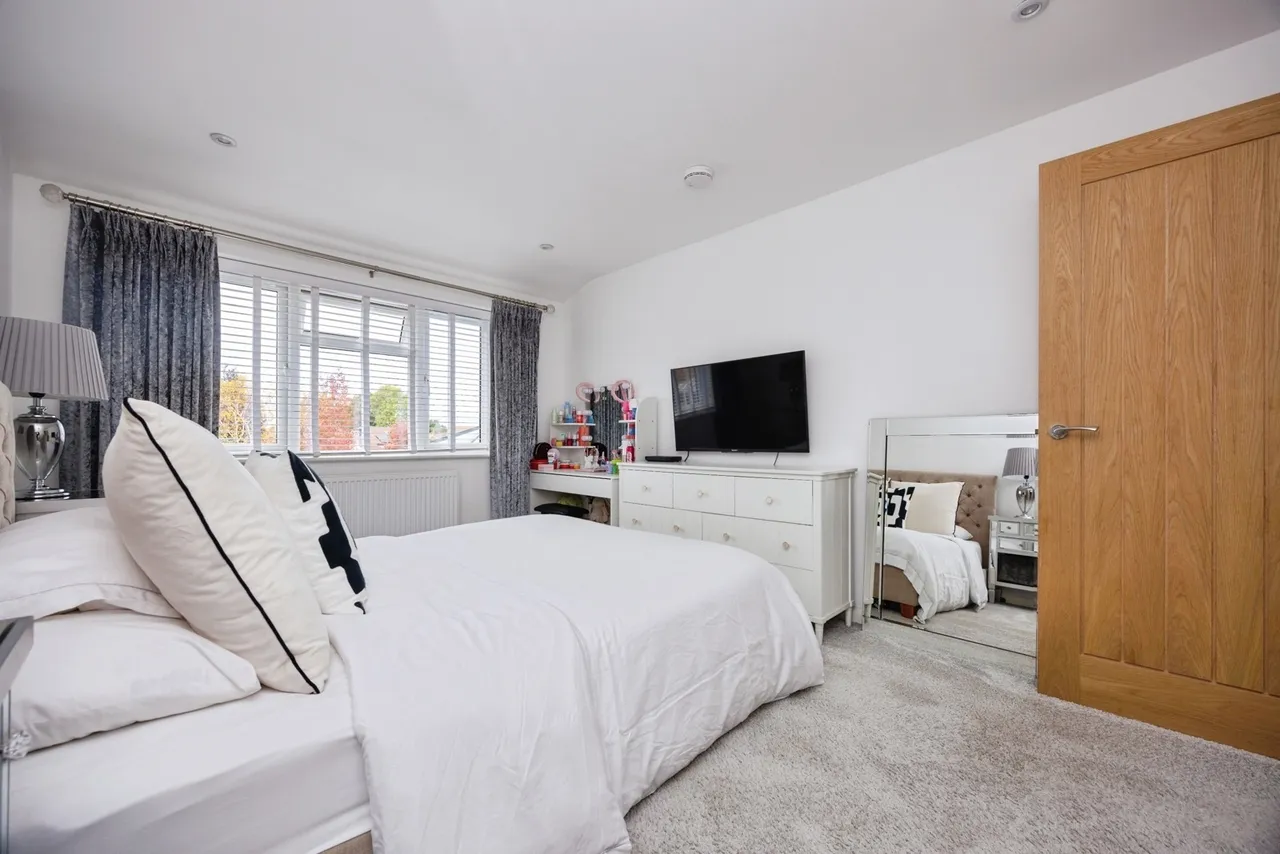 Maple Road, Woking, GU23, photo 7