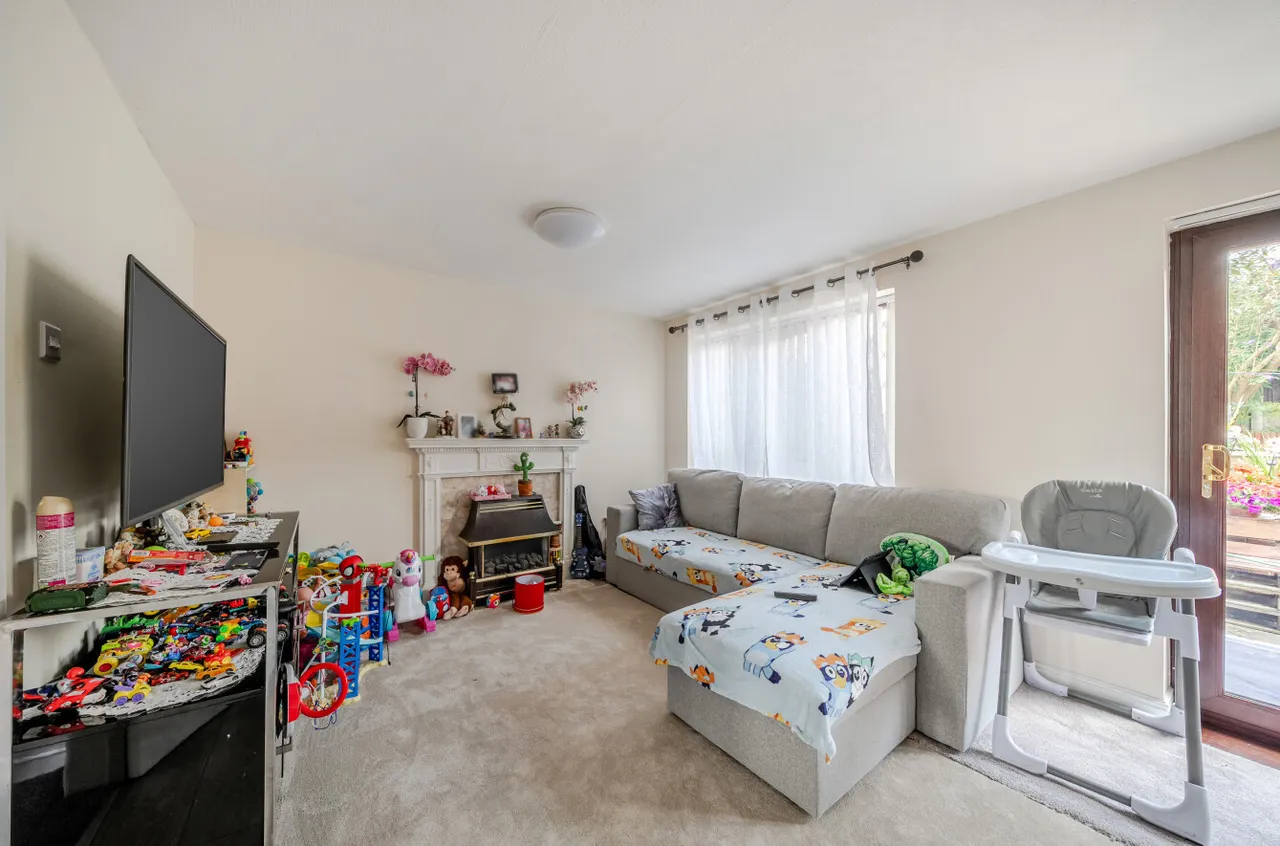Railsfield Rise, Leeds, LS13, photo 2