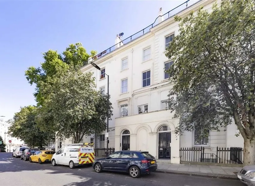 1 bed flat for sale — Porchester Square, Hyde Park, W2