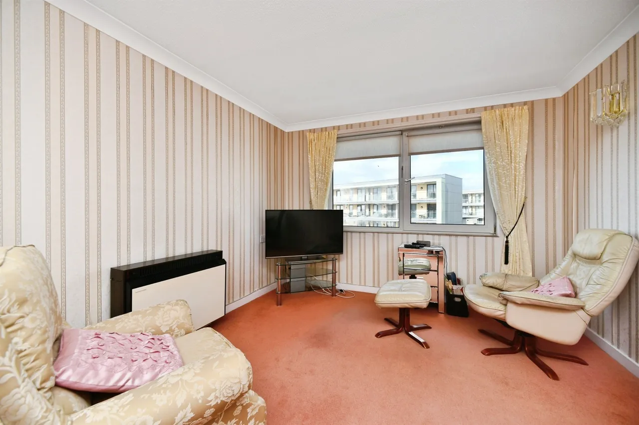Longridge Avenue, Saltdean, BN2, photo 2
