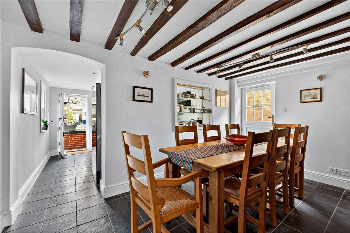 George Street, Kingsclere, RG20, photo 8