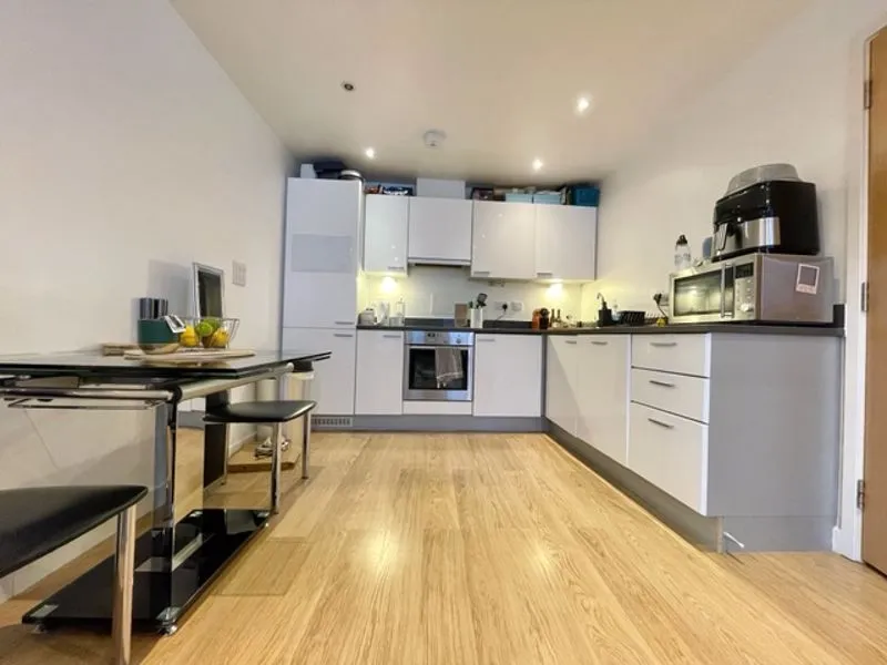 Webber Street, London SE1 0JN, photo 2