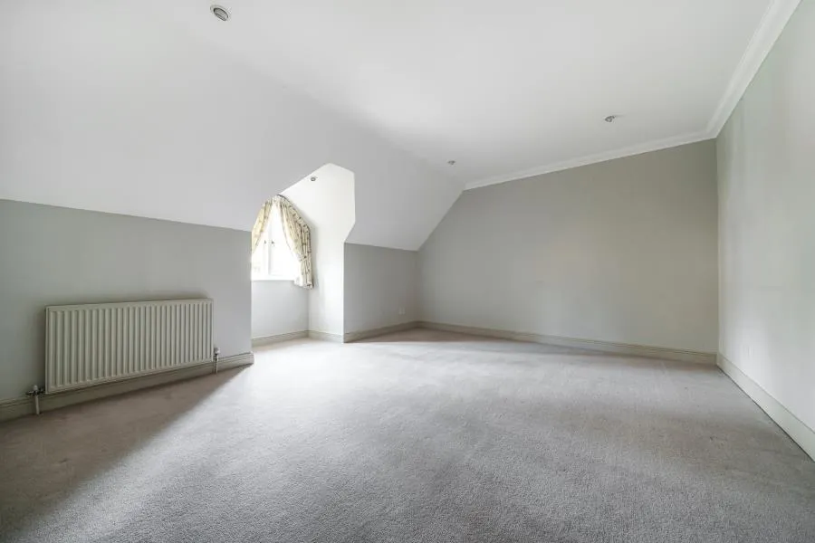 Virginia Water, GU25 4SN, photo 9