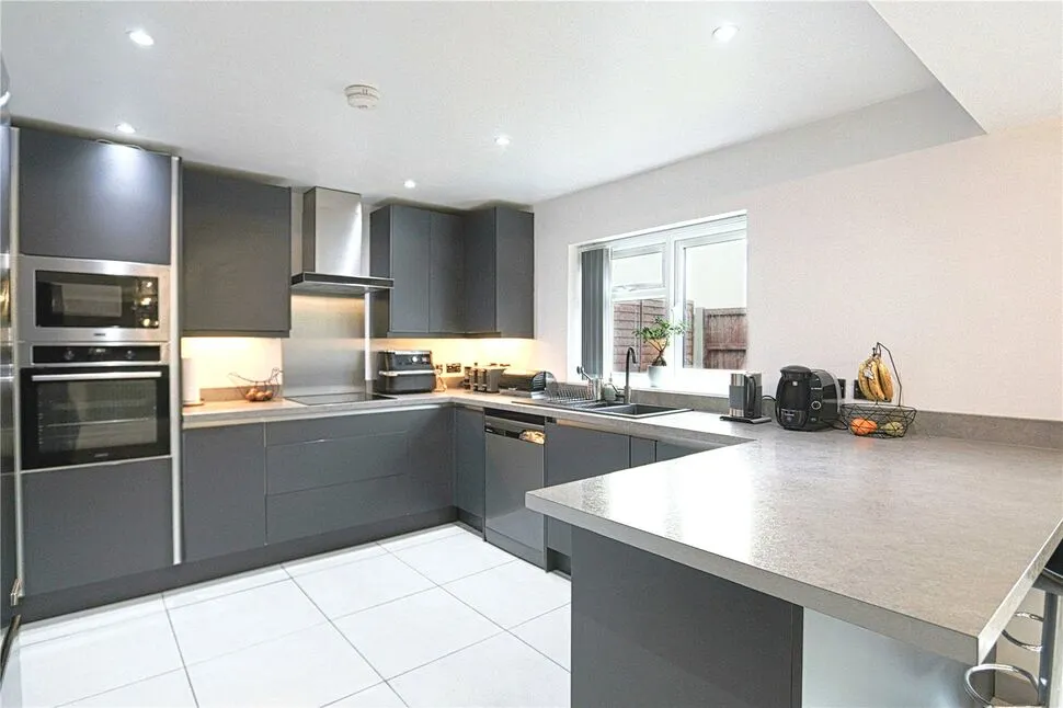 Gibraltar Lane, Denton, M34, photo 3