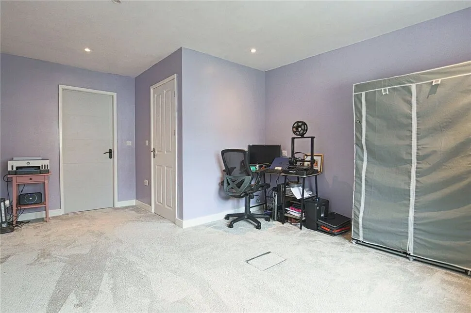 Gibraltar Lane, Denton, M34, photo 5