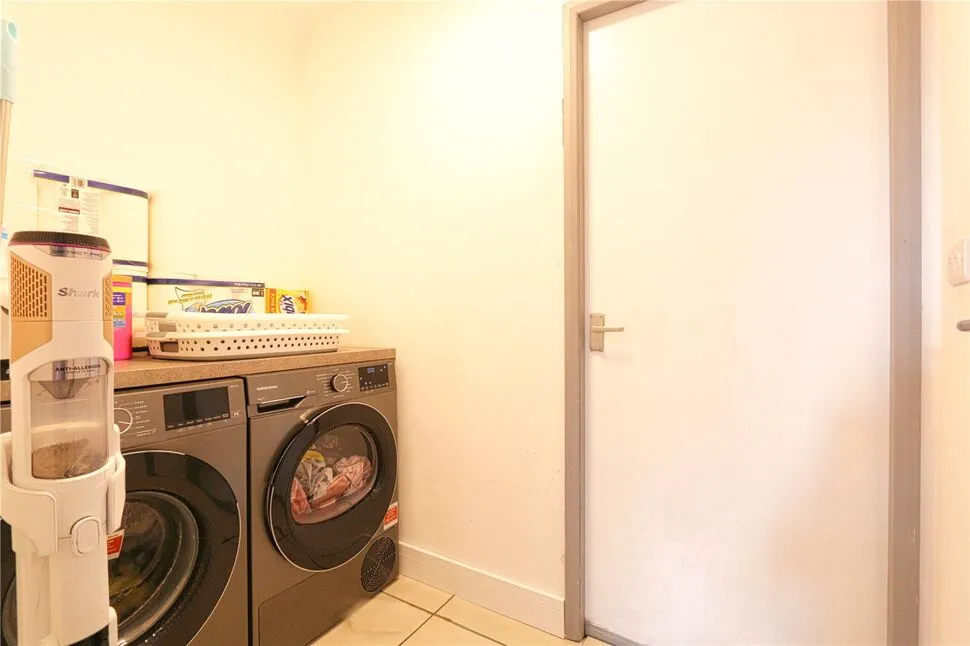 Gibraltar Lane, Denton, M34, photo 13