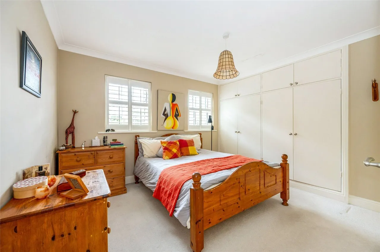 St. Pauls Gardens, Chichester, PO19, photo 7