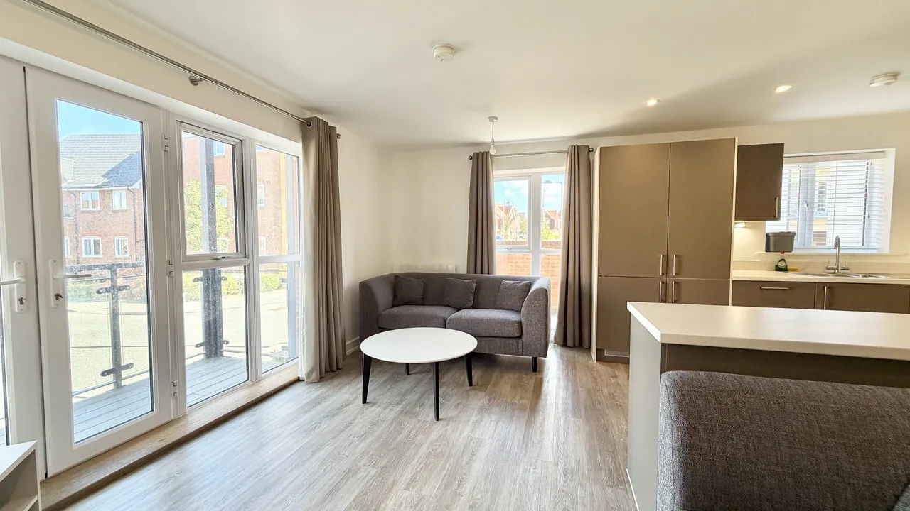 Holmbush Mews, RH12, photo 5