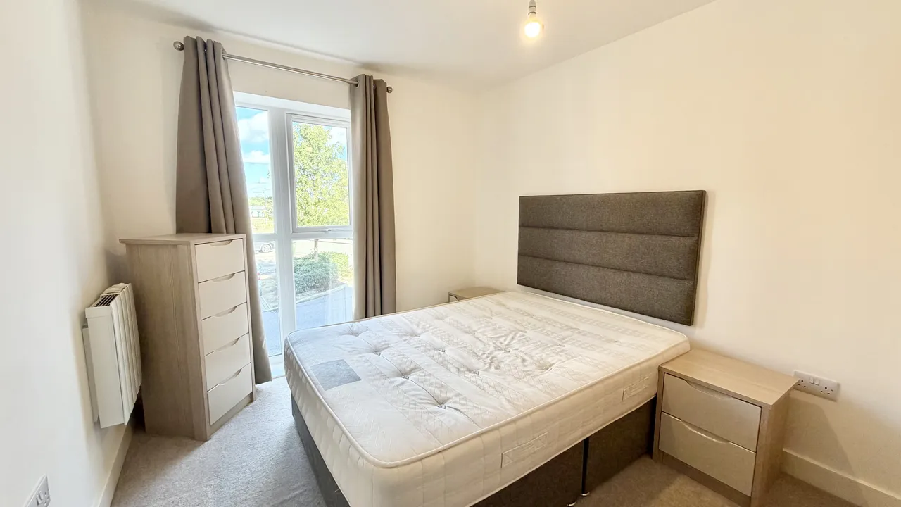 Holmbush Mews, RH12, photo 12