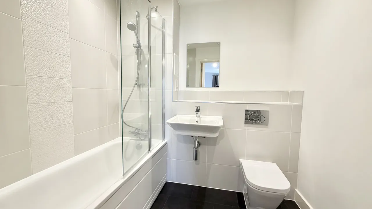 Holmbush Mews, RH12, photo 9