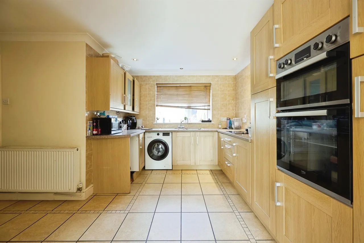 Ten Acres, Shaftesbury, SP7, photo 8