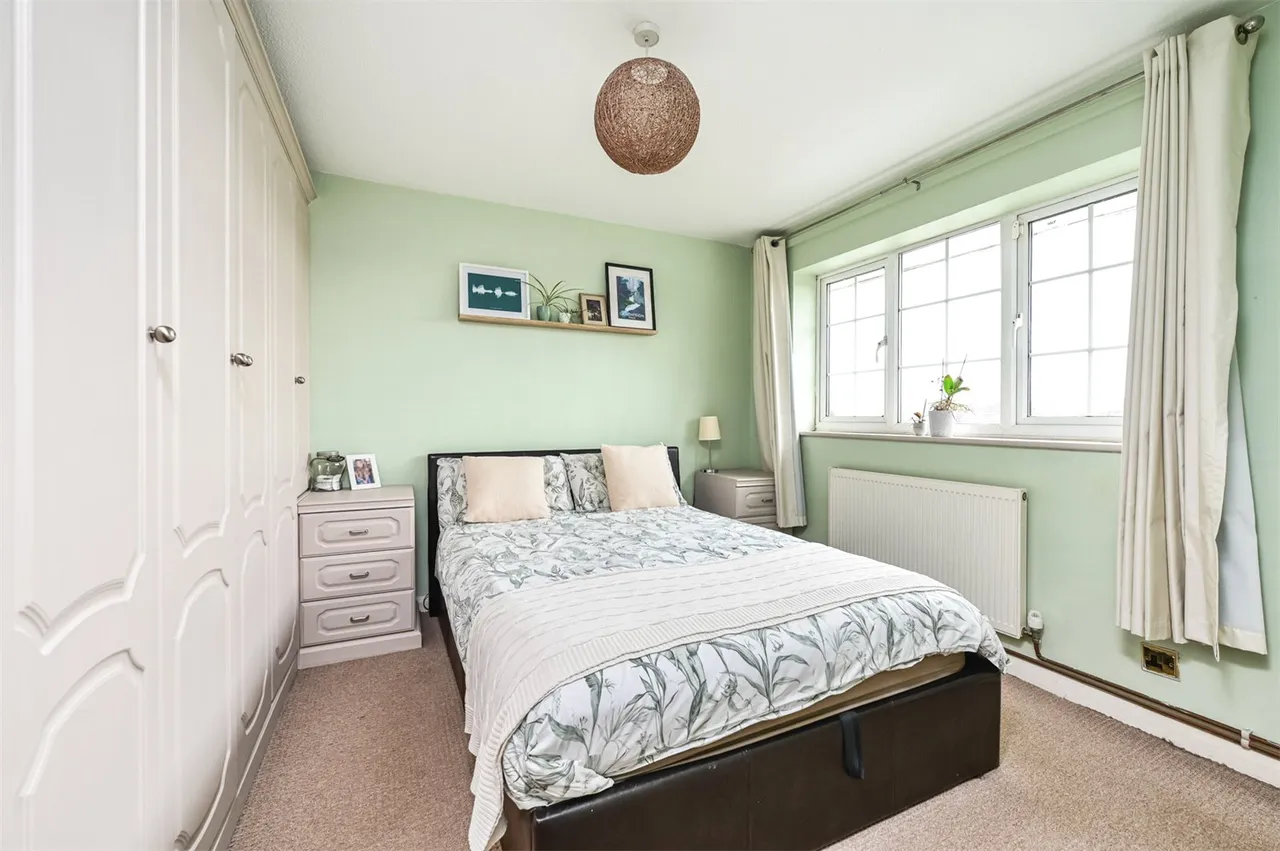 Ash Lodge Close, Ash, Guildford, Surrey, GU12 6JU, photo 5