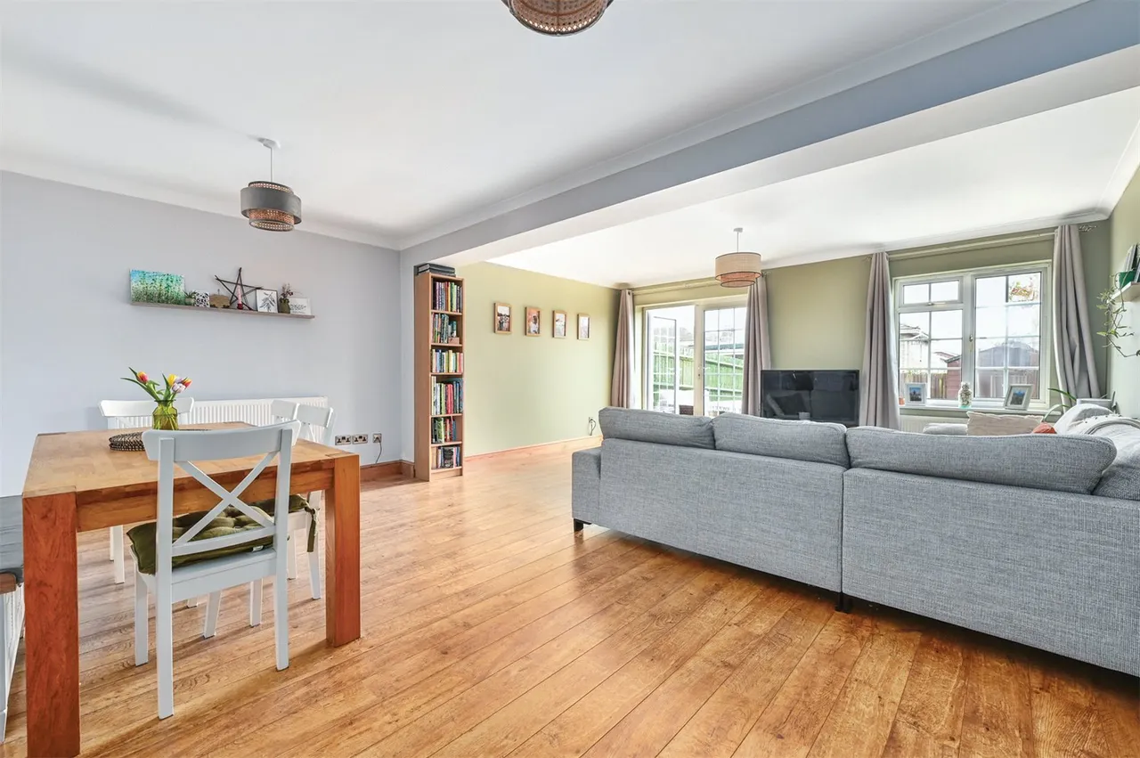 Ash Lodge Close, Ash, Guildford, Surrey, GU12 6JU, photo 3