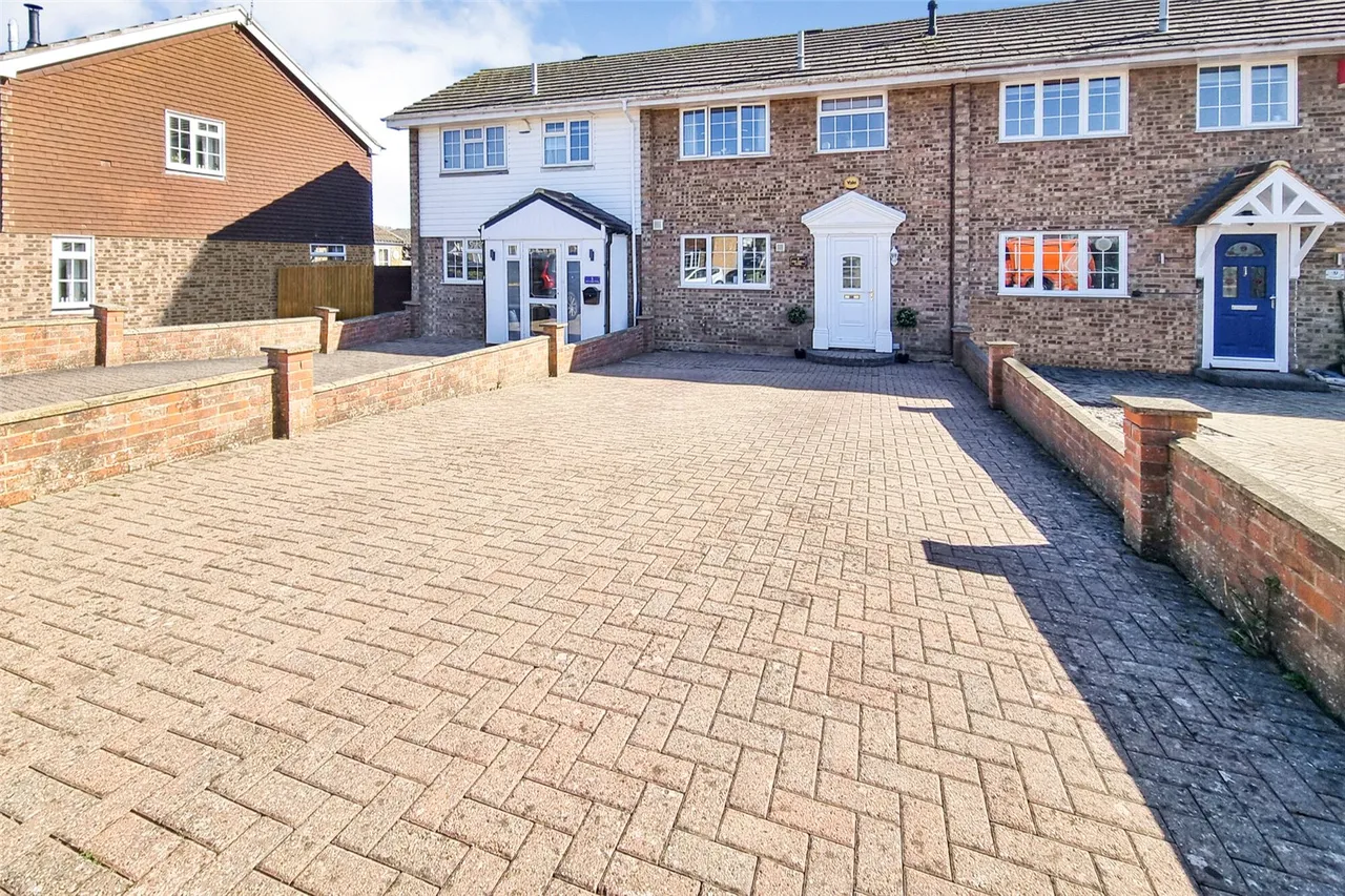 3 bed house for sale — Ash Lodge Close, Ash, Guildford, Surrey, GU12 6JU