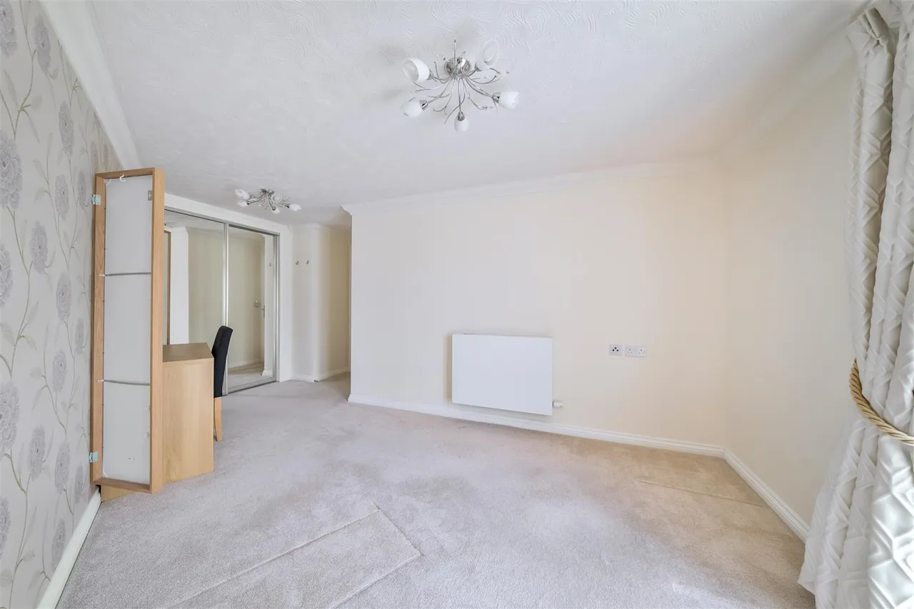 Stafford Road, Caterham, CR3, photo 5