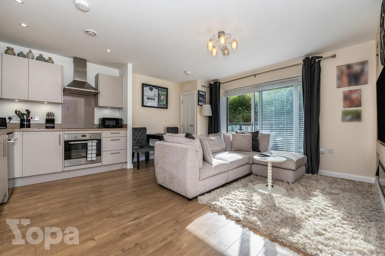 Havelock Drive, Greenhithe, DA9, photo 2