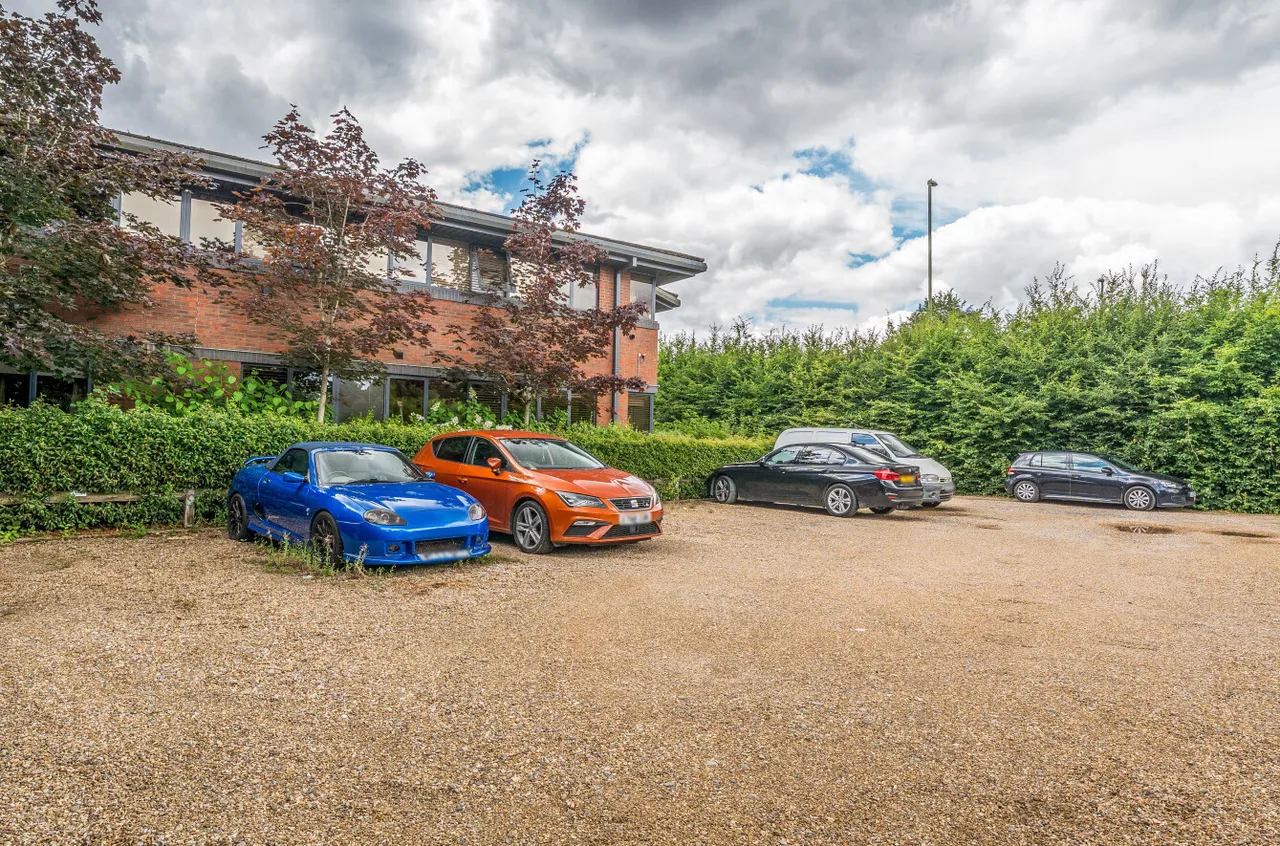 London Road, Old Basing, Basingstoke, RG24 7JL, photo 16