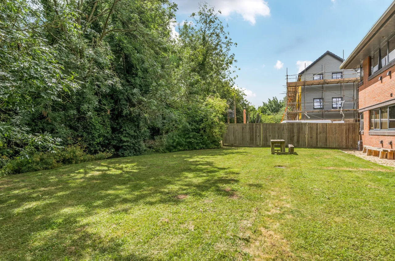 London Road, Old Basing, Basingstoke, RG24 7JL, photo 15