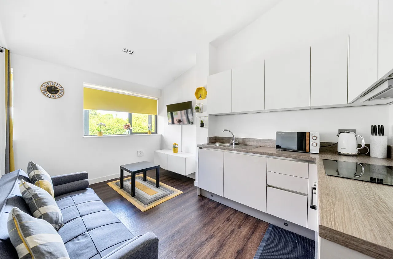1 bed flat for sale — London Road, Old Basing, Basingstoke, RG24 7JL