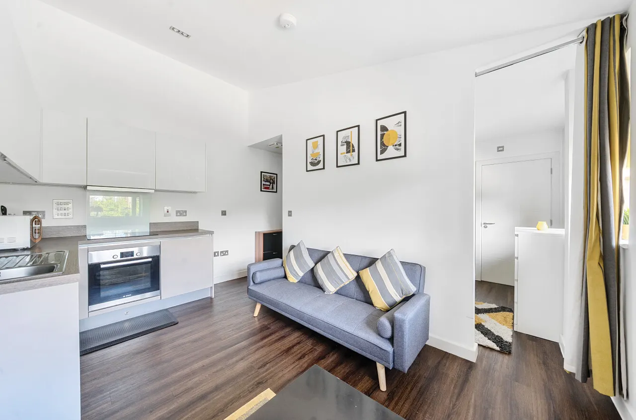 London Road, Old Basing, Basingstoke, RG24 7JL, photo 6