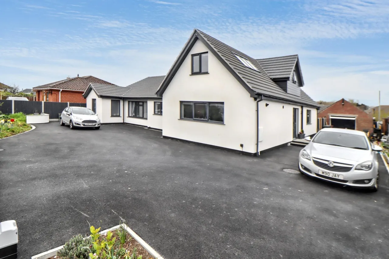Beccles Road, Bradwell, photo 2