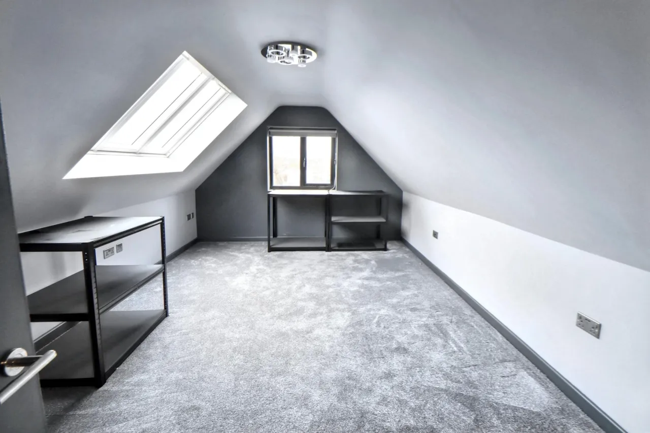 Beccles Road, Bradwell, photo 26