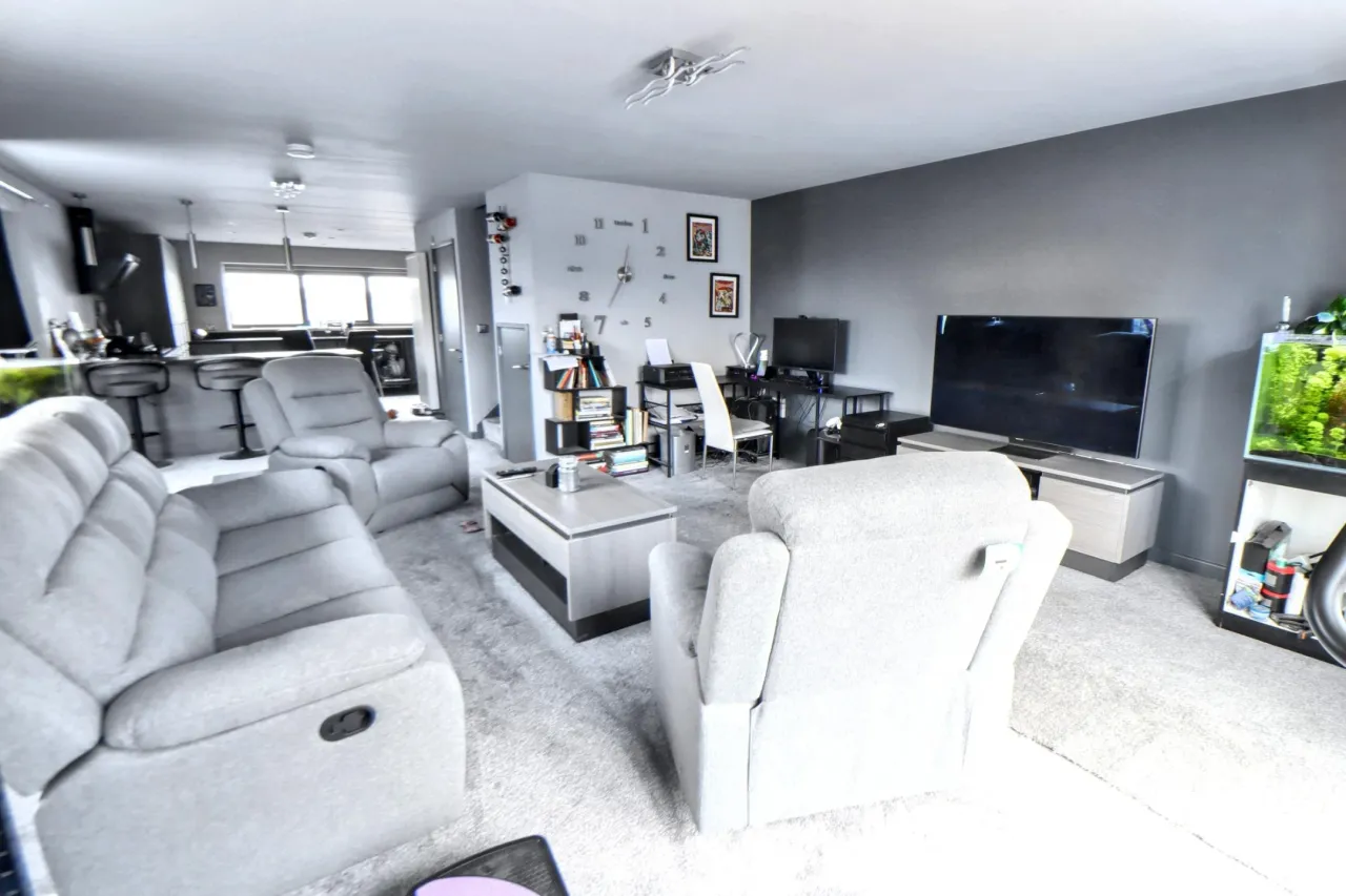 Beccles Road, Bradwell, photo 20