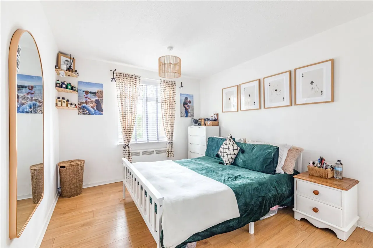 Ferney Road, Byfleet, West Byfleet, S..., photo 8