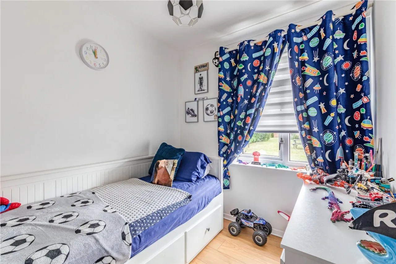 Ferney Road, Byfleet, West Byfleet, S..., photo 10