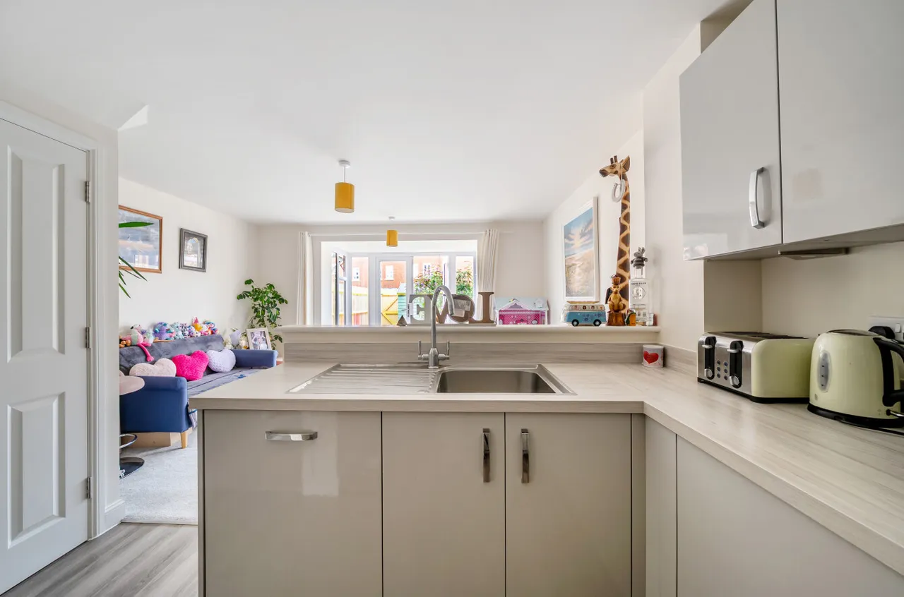 Primus End, Newbury, RG14, photo 2