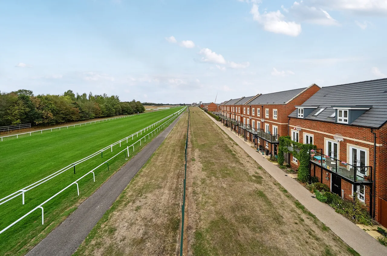 Primus End, Newbury, RG14, photo 12