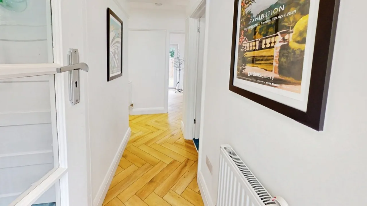 Anlaby Court, Evesham Road, Cheltenham, photo 12