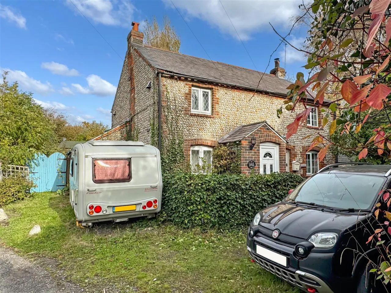 2 bed house for sale, Toddington Lane, Littlehampton