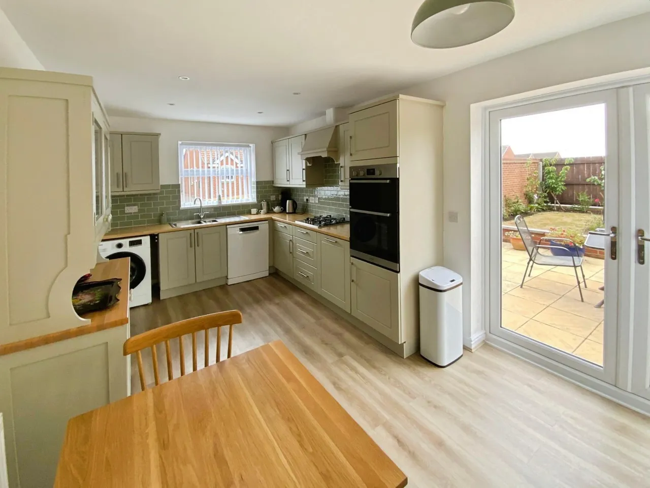 The Glade, Withernsea, HU19, photo 4