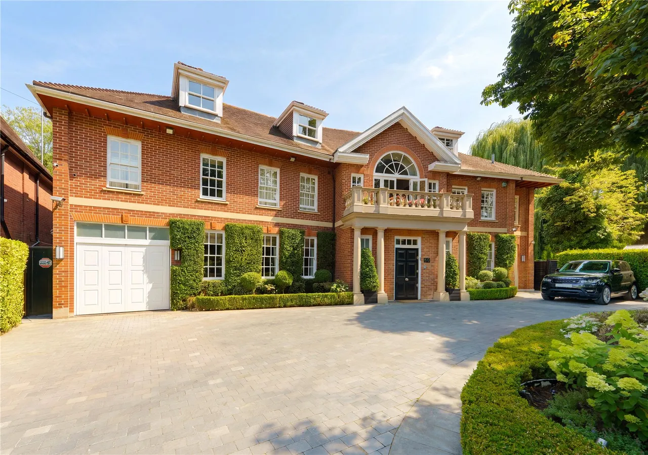 8 bed house to rent — Sheldon Avenue, Highgate, London, N6 4ND