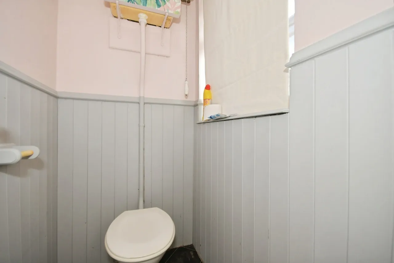 Lee Road, Chesterfield, S41, photo 7