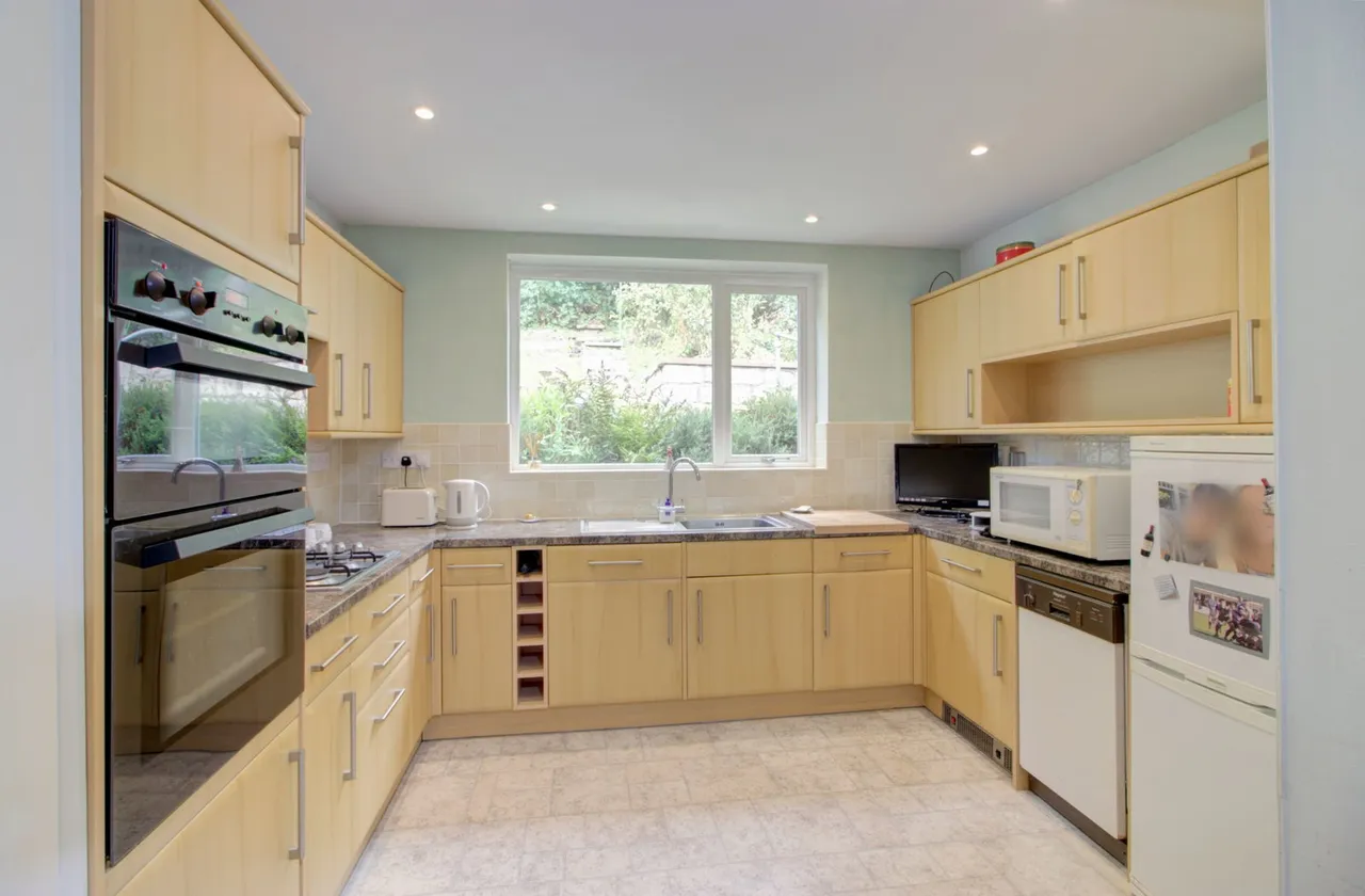 The Willow Falls, Bath, BA1, photo 4