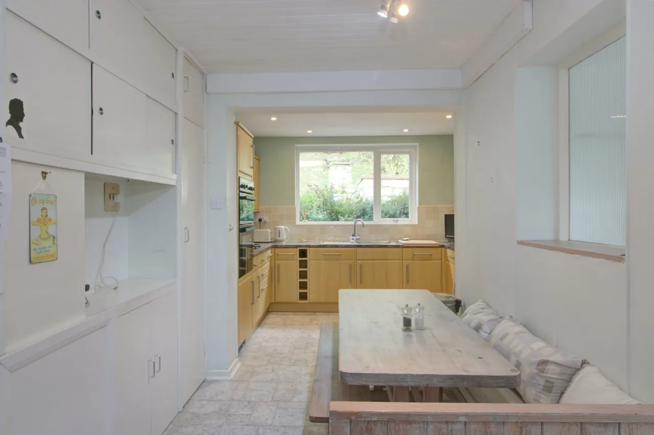 The Willow Falls, Bath, BA1, photo 3