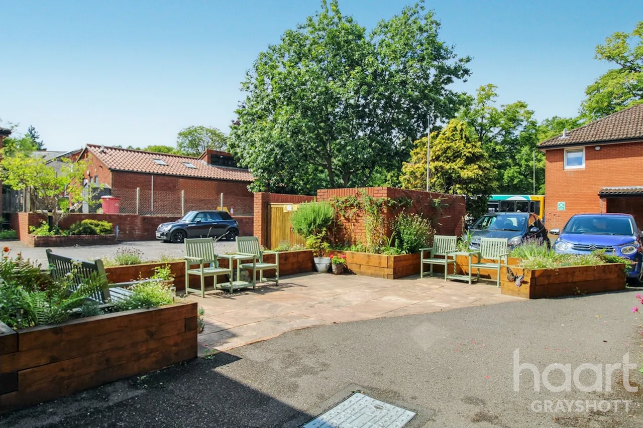 Wey Hill, Haslemere, GU27, photo 9