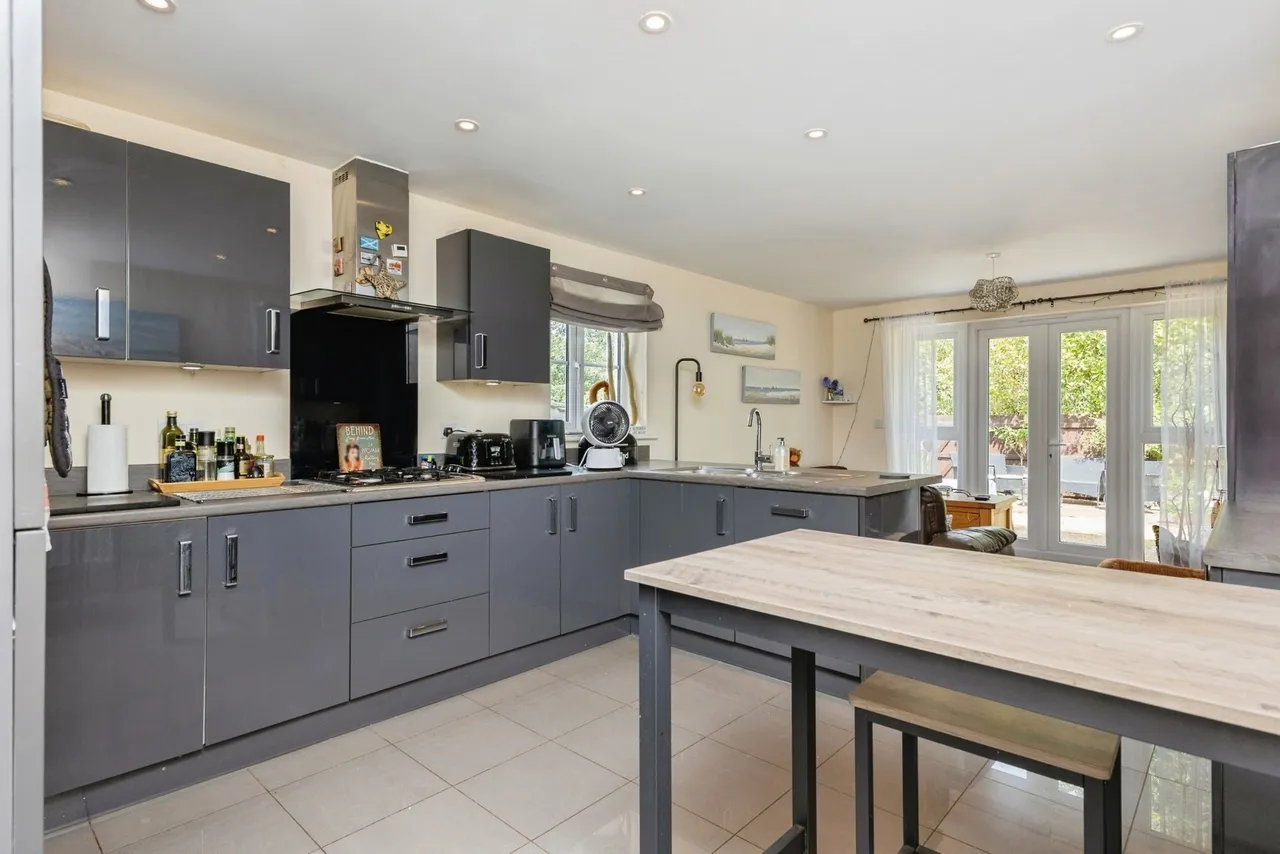 Finistere Avenue, Dawlish, EX7, photo 18
