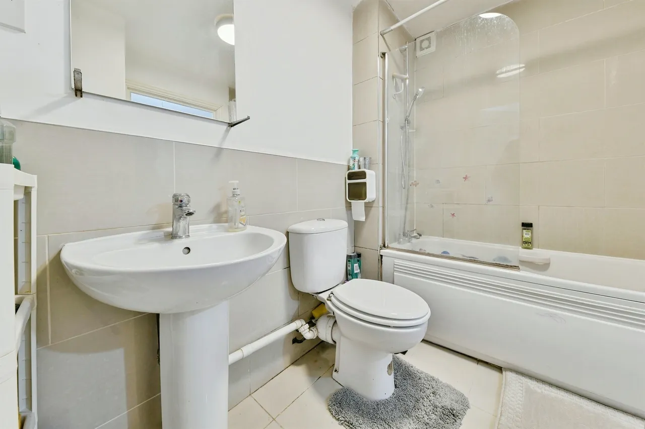 Cuttys Lane, Stevenage, SG1, photo 13