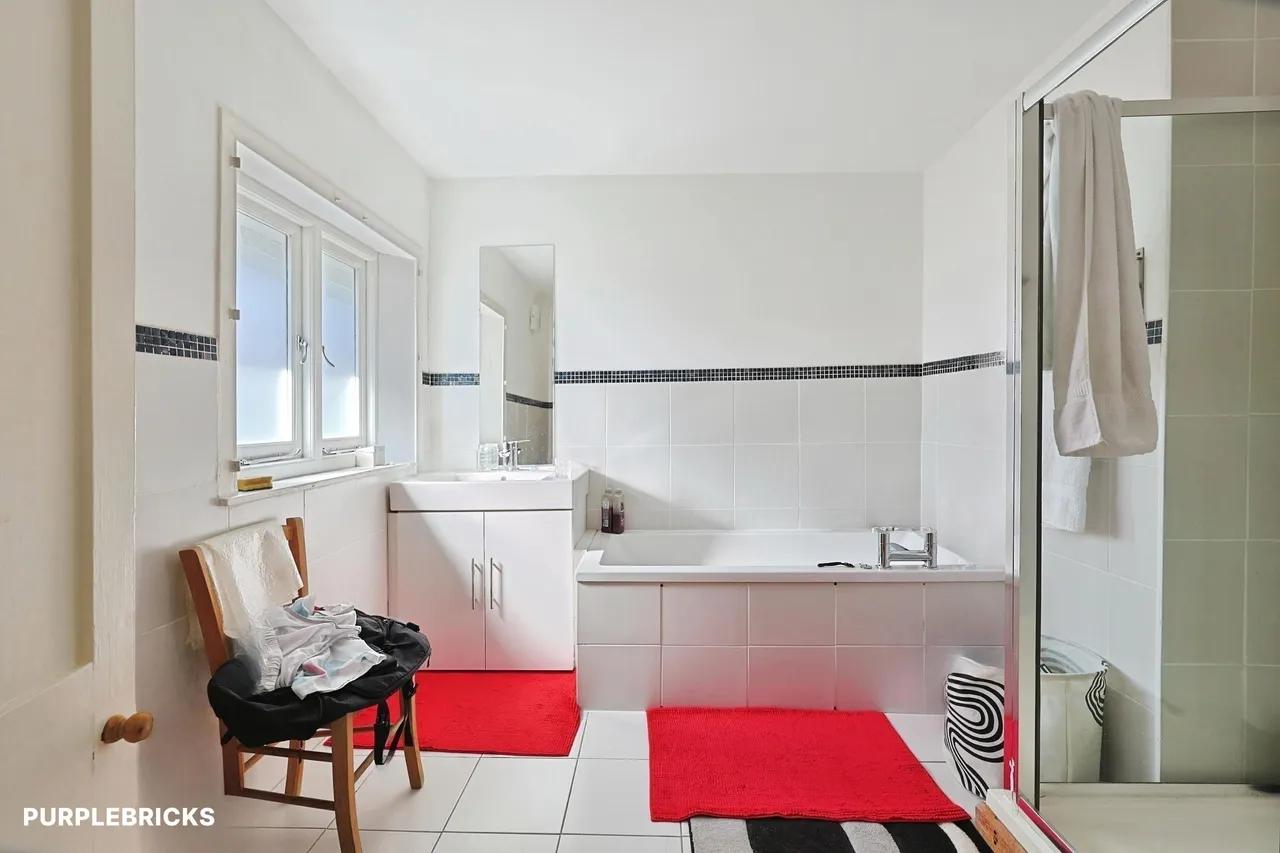 Hardwicke Road, London, W4, photo 15