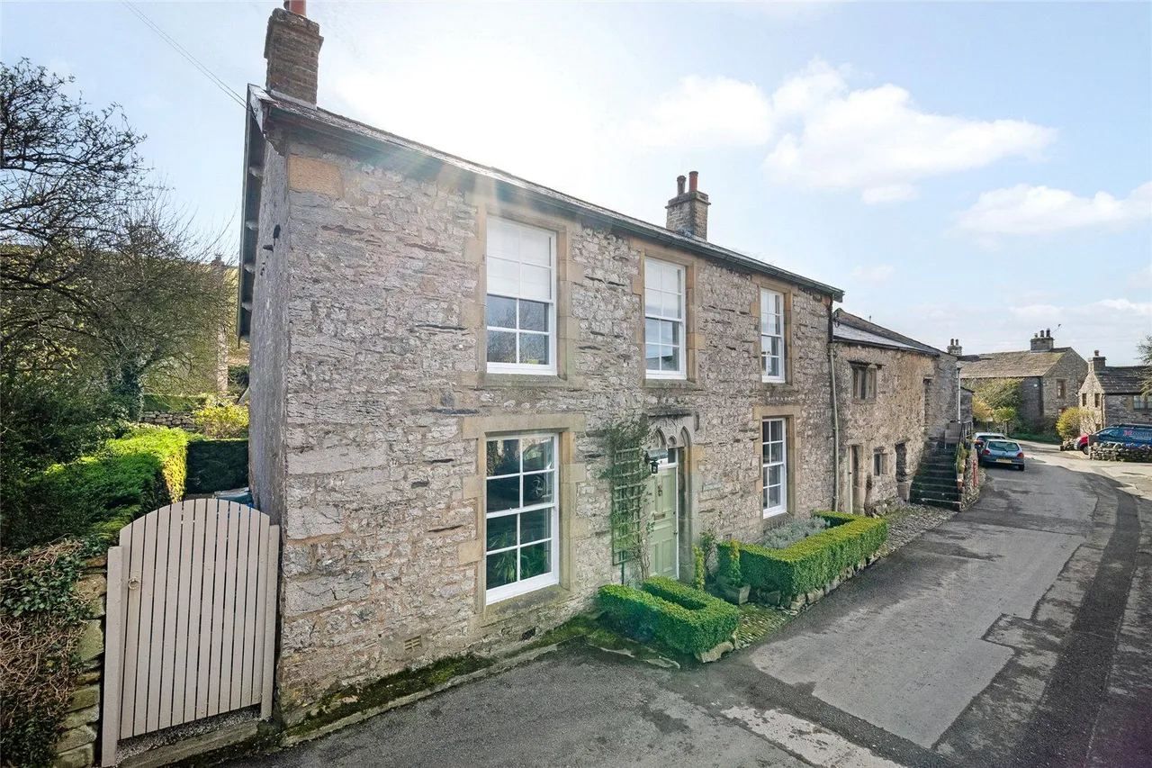 Main Street, Stainforth, BD24, photo 2